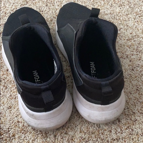 Puma Sneakers - Picture 3 of 5